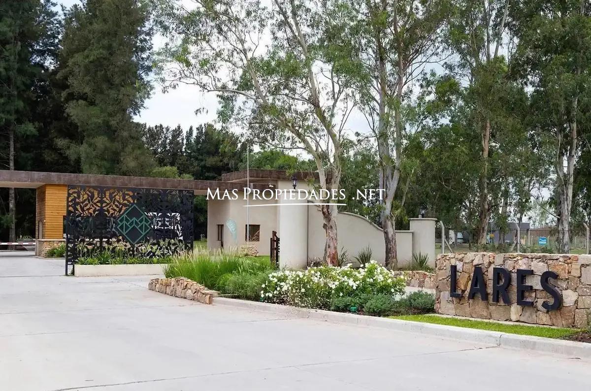 Lote en venta en Canning Barrio Lares de Canning 1