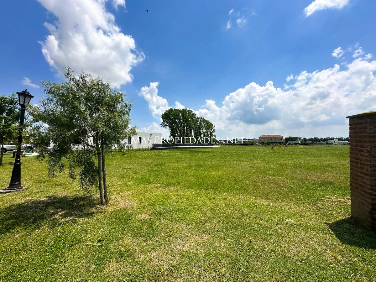 Lote en venta en Canning Barrio Santa Ines