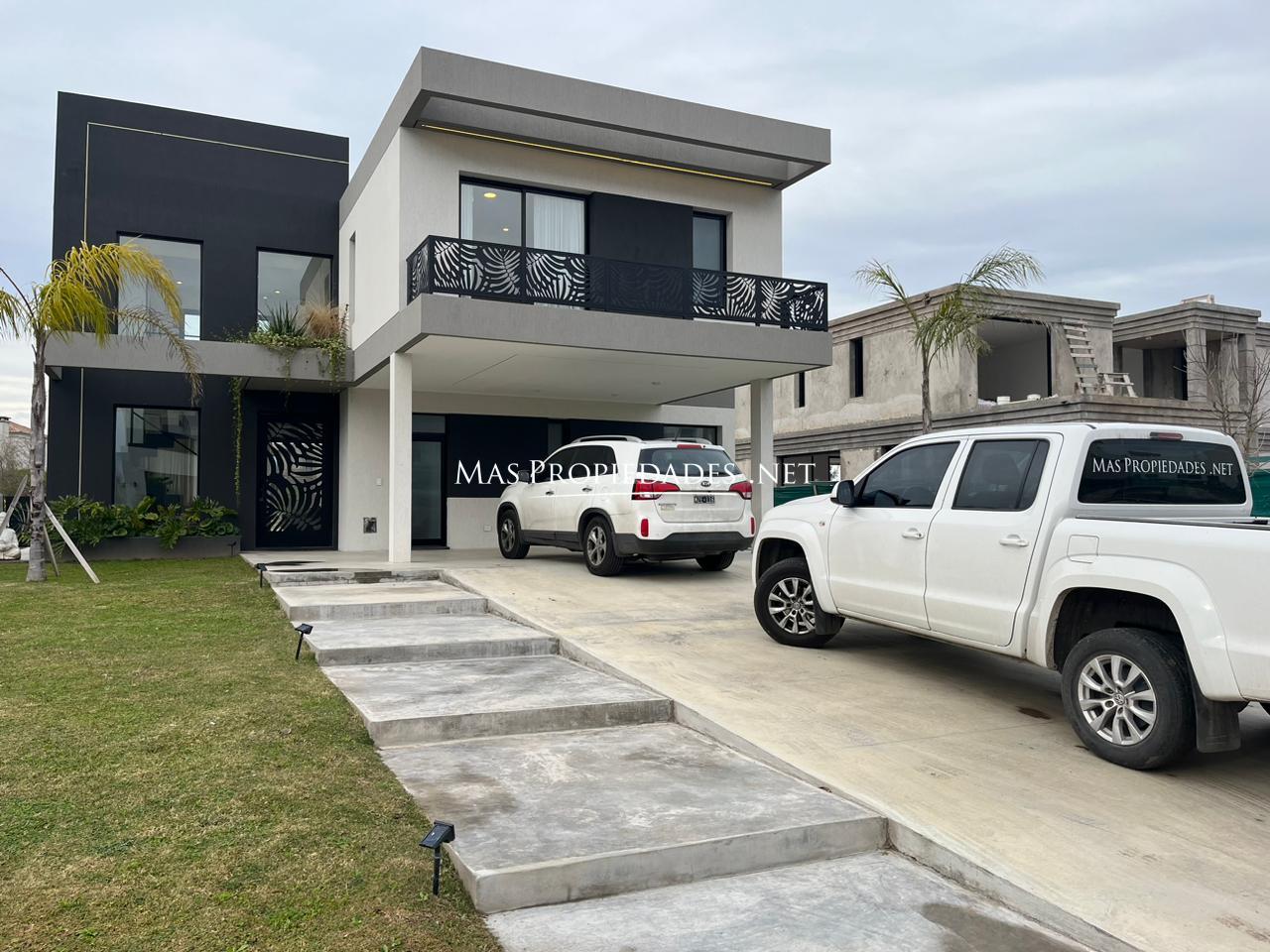 Venta Casa en venta en Terralagos 4 Dormitorios Canning